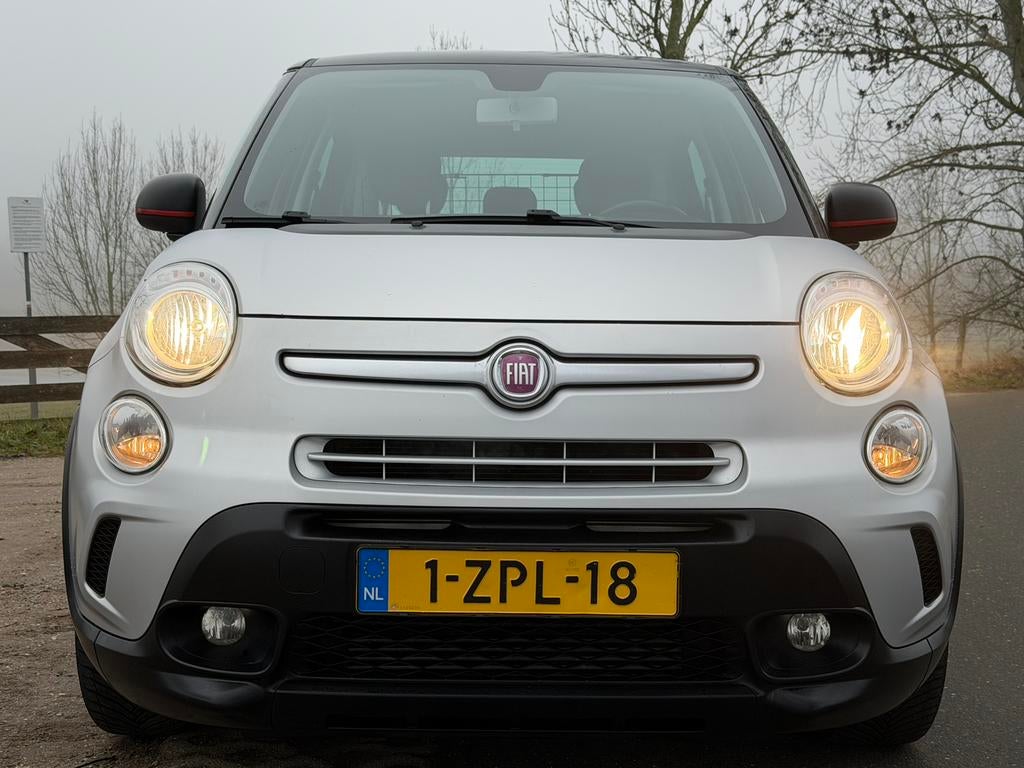 Fiat 500L 0.9 Twinair Trekking 2015 Grijs, Auto's, Fiat, Voorwielaandrijving, Zwart, Leder en Stof, Handgeschakeld