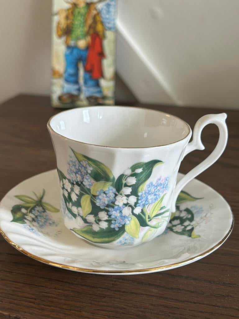 Vintage royal kendal made in England kop en schotel, Ophalen of Verzenden, Overige typen