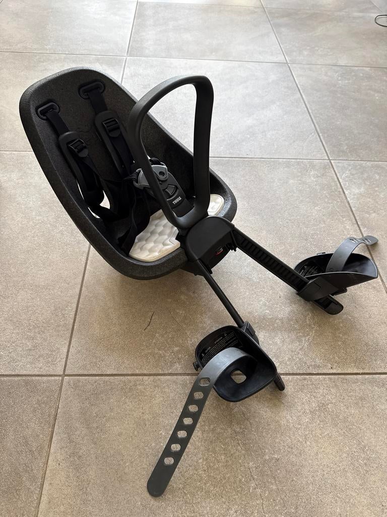 Thule Yepp Nexxt Mini Wit Fietsstoeltje, Ophalen of Verzenden, Gebruikt, Voetsteuntjes, Voorzitje
