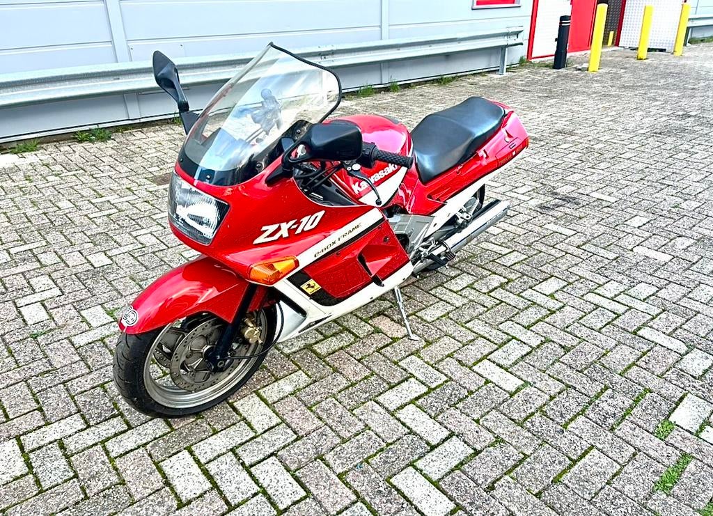 Opknapper - Kawasaki ZX-10 Tomcat. Opvolger GPZ., 997 cc, 4 cilinders, Meer dan 35 kW, Sport