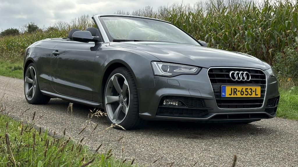 Audi A5 Cabrio S-Line 19" velgen B&O audio, 15 km/l, 4 cilinders, Cabriolet, 4 stoelen