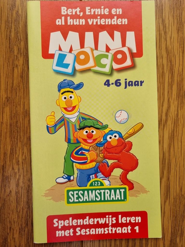 Boekje Mini Loco spelenderwijs leren met Sesamstraat 1, Kinderen en Baby's, Ophalen of Verzenden, Gebruikt