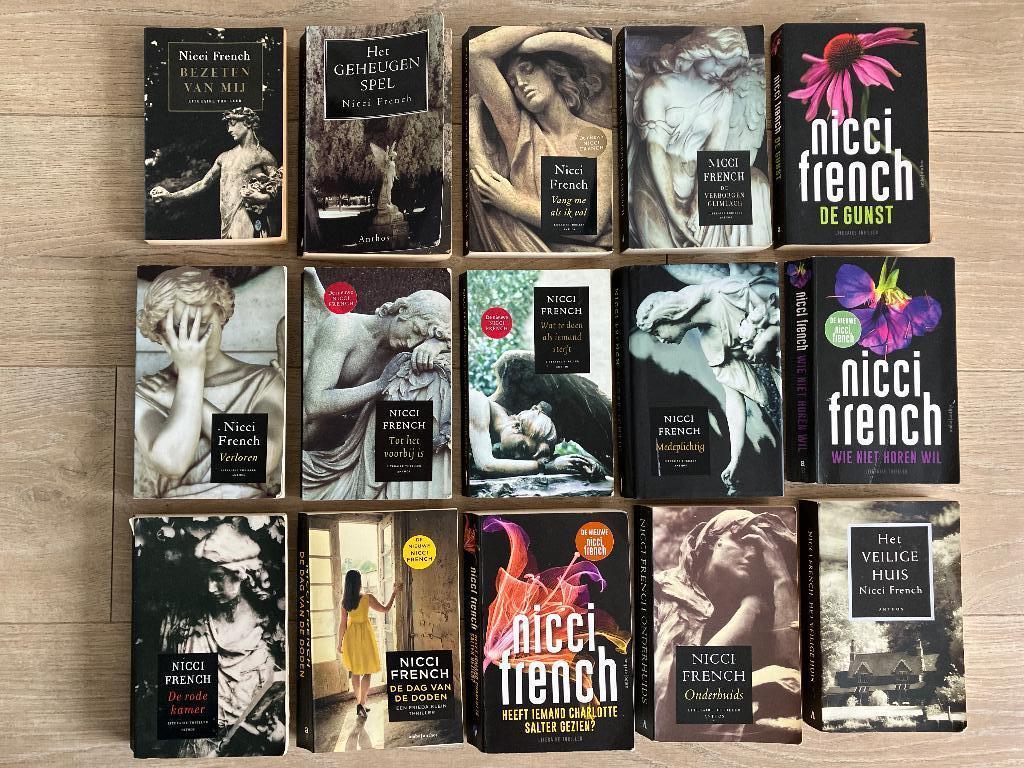 11 thrillers van Nicci French voor een zacht prijsje, Ophalen of Verzenden, Gelezen, Nicci French, Europa overig