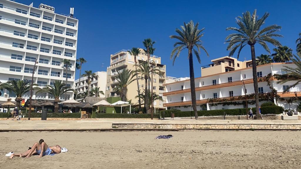 Ibiza appartement augustus | Figueretas | Ibizastad, 2 slaapkamers, Appartement, Eigenaar, Aan zee