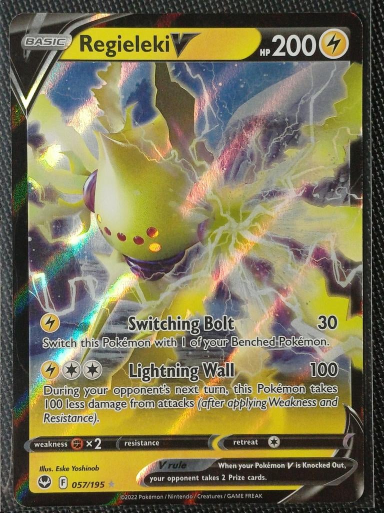 Regieleki V 057/195 Silver Tempest Pokémonkaart, Ophalen of Verzenden, Zo goed als nieuw, Losse kaart, Foil