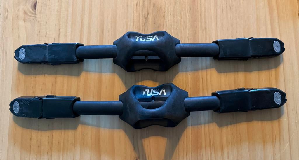 TUSA Universal Bungee Fin Straps, Watersport en Boten, Duiken, Ophalen of Verzenden, Zo goed als nieuw, Zwem- of Duikvliezen