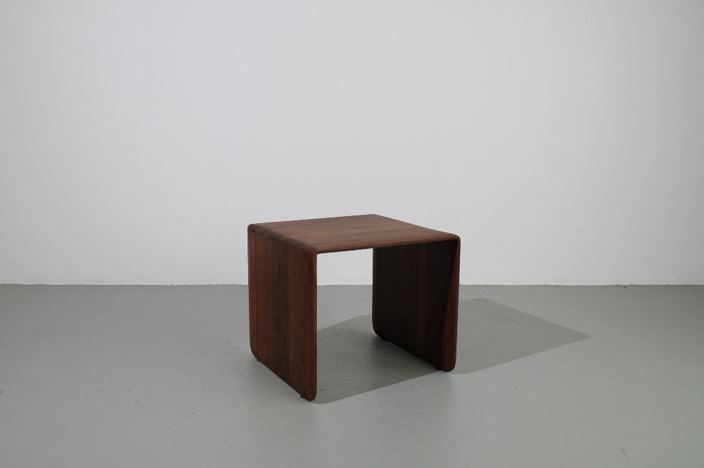 Artisan Invito bijzettafels, 42/42/40 cm, Europees walnoot, Huis en Inrichting, Ophalen, Minder dan 45 cm, Minder dan 55 cm, Vierkant