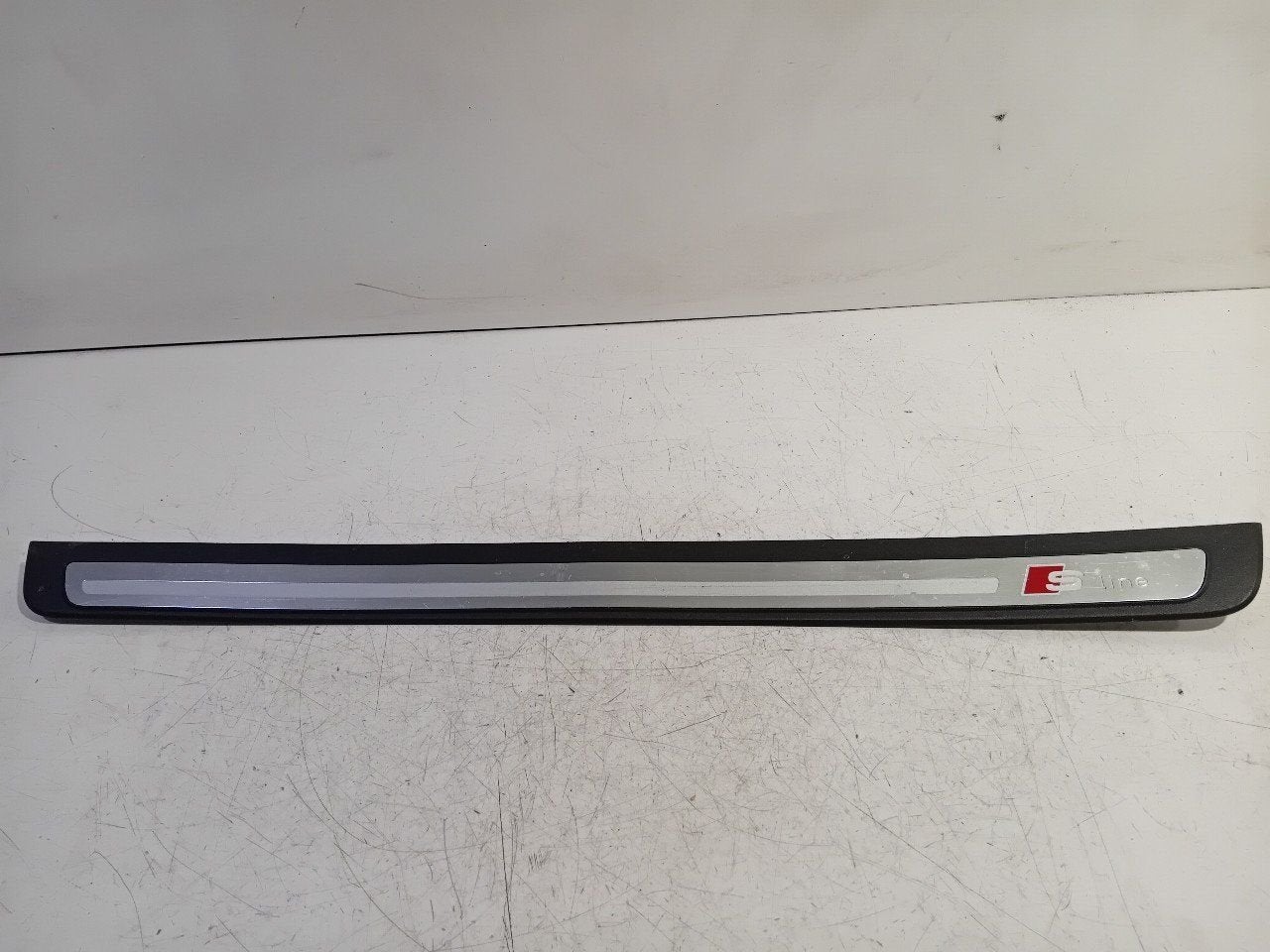 Sierlijst Audi A5, Onderdelen@venauto.nl, Van der Ven Autorecycling B.V., Gebruikt, Ettenseweg 76, 4706 PB Roosendaal, The Netherlands