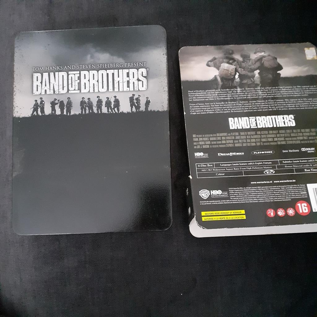 Band of Brothers DVD boxset 6 dvd's in metal box, Vanaf 16 jaar, Ophalen of Verzenden, Zo goed als nieuw, Oorlog