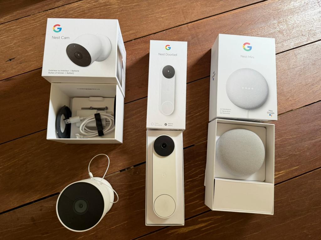 Google set (deurbel, camera en nest mini), Ophalen of Verzenden, Zo goed als nieuw