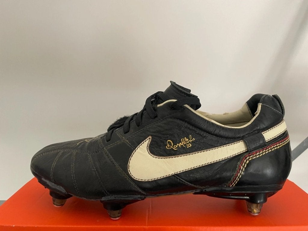 nike tiempo r10 ronaldinho brown total 90 soccer sho maat 41, Gebruikt, Maat XS of kleiner, Schoenen, Ophalen of Verzenden