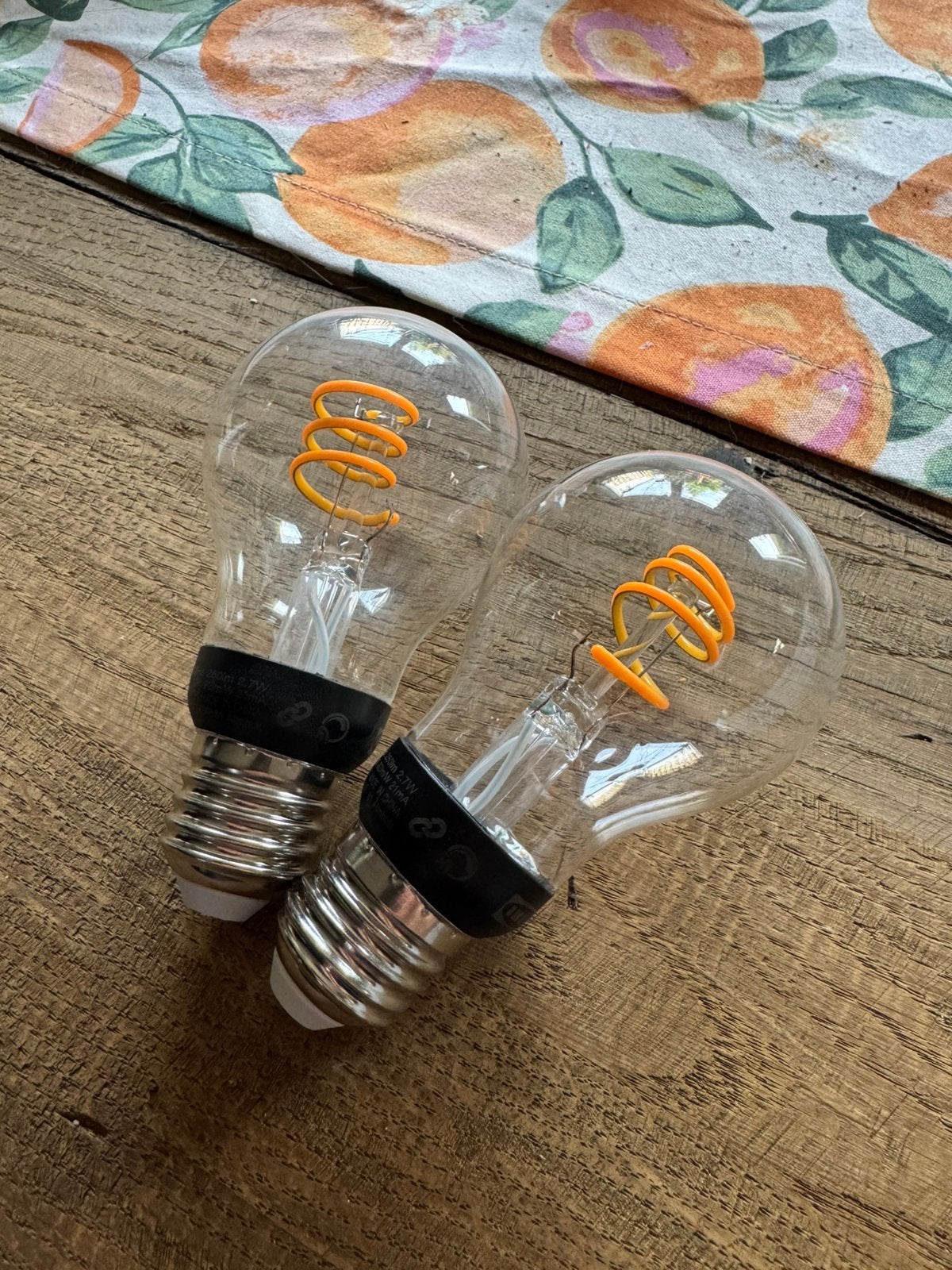 2x IKEA TRADFRI filament smart lamp - E27 - 250lm, Huis en Inrichting, Lampen | Losse lampen, 30 tot 60 watt, Led-lamp, Instelbaar wit