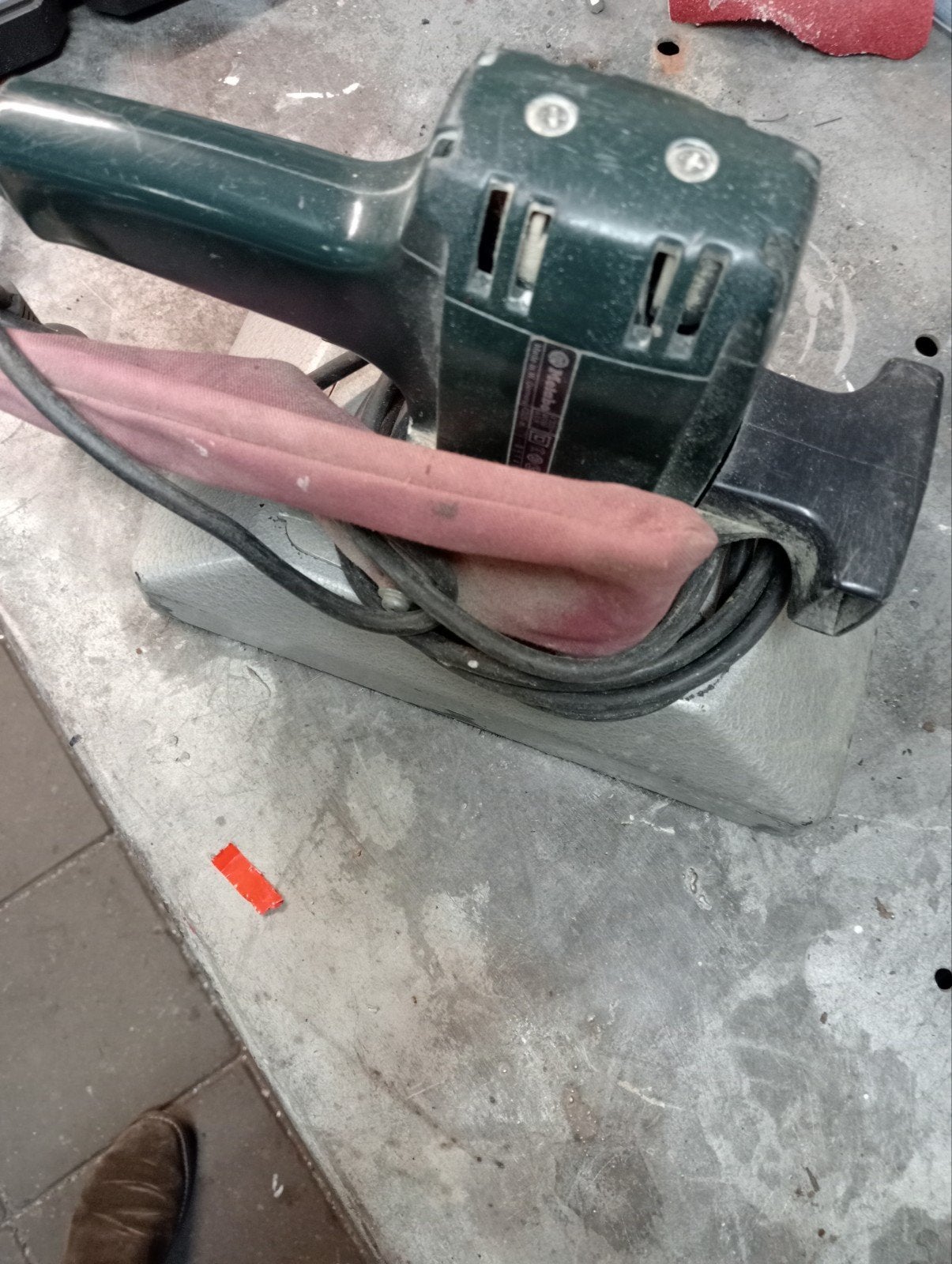 Metabo Bandschuurmachine - Krachtig en Betrouwbaar, Ophalen of Verzenden, Gebruikt, Minder dan 600 watt, Bandschuurmachine