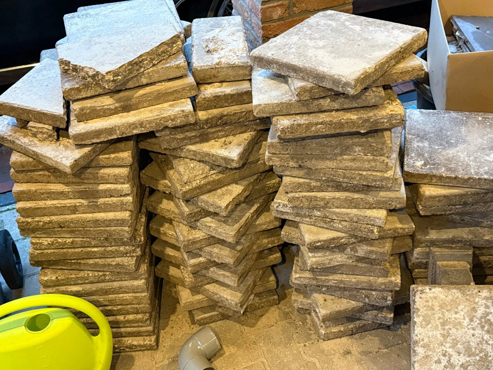 Gebruikte stoeptegels voor terras of pad, Gebruikt, Beton, Terrastegels, 5 tot 10 m²