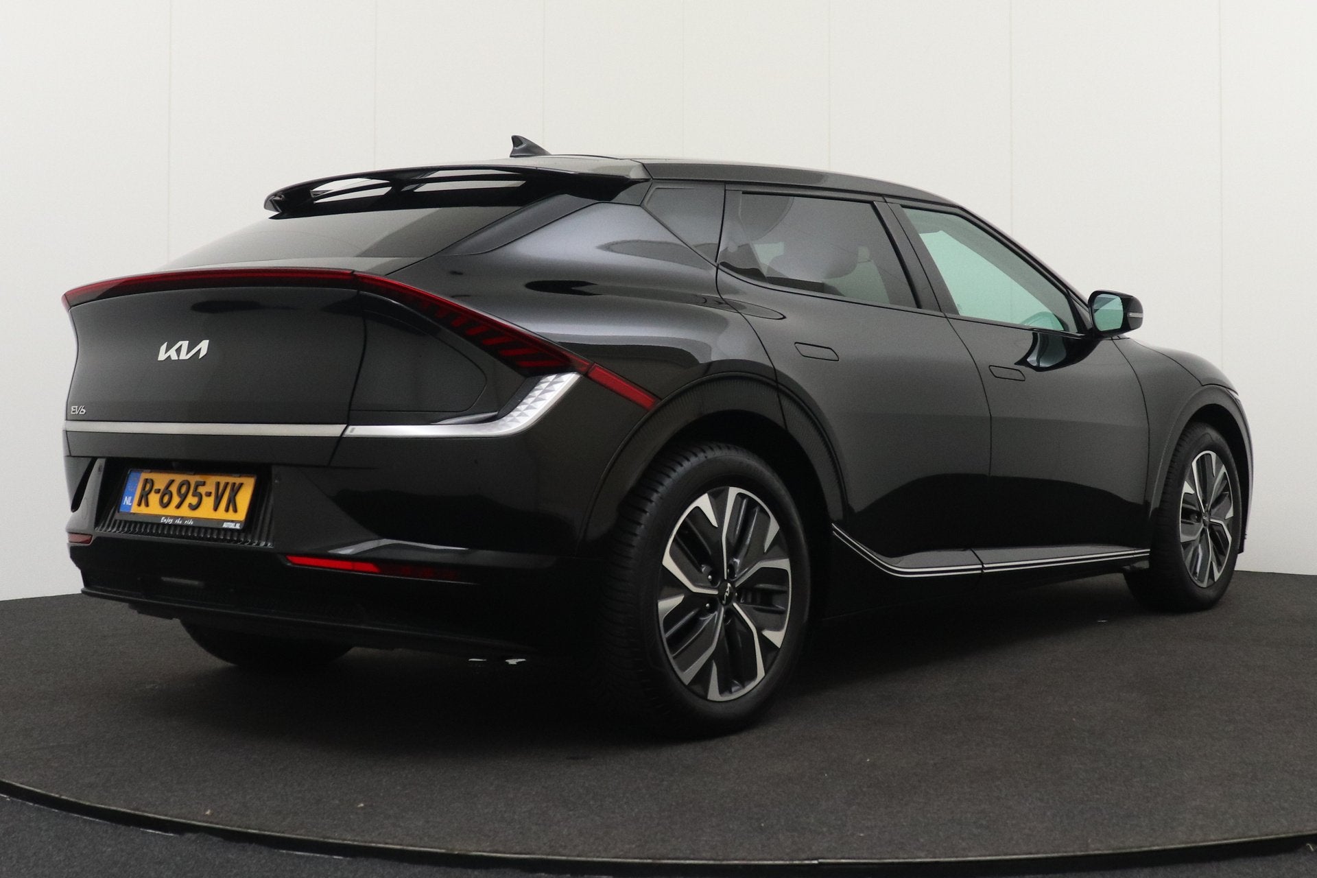 Kia Ev6 Plus 77.4 kWh (95%SOH) Warmtepomp Meridian Leder Ada, Auto's, Automaat, Achterwielaandrijving, Gebruikt, Zwart