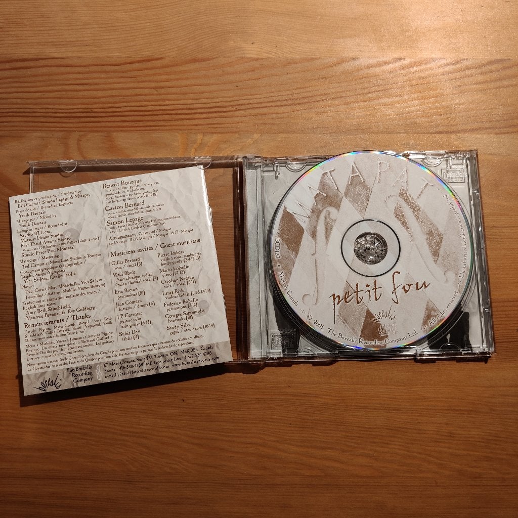 Matapat // Petit Fou - CD, Inclusief boekje, Traditioneel en Volksmuziek, Ophalen of Verzenden, Zo goed als nieuw