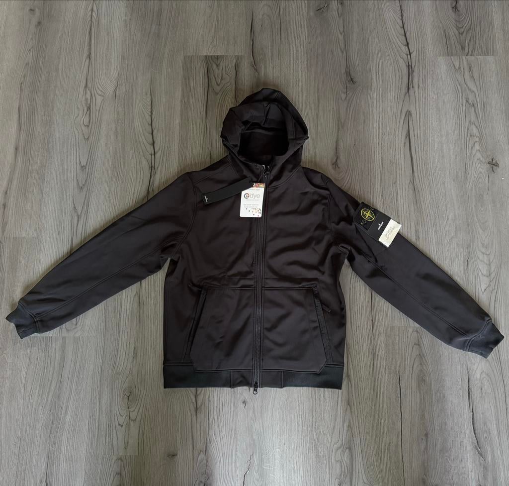 Stone Island Soft Shell-R e.dye Jas Maat S Nieuw, Ophalen of Verzenden, Nieuw, Maat 46 (S) of kleiner, Zwart