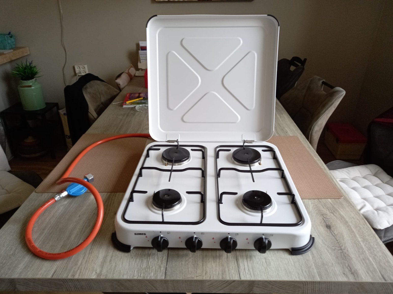 Camping gasstel, Ophalen, Zo goed als nieuw