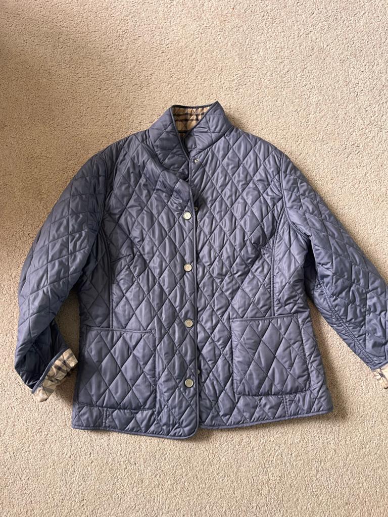 Burberry gewatteerde jas met Nova Check voering, Ophalen of Verzenden, Zo goed als nieuw, Maat 42/44 (L), Blauw