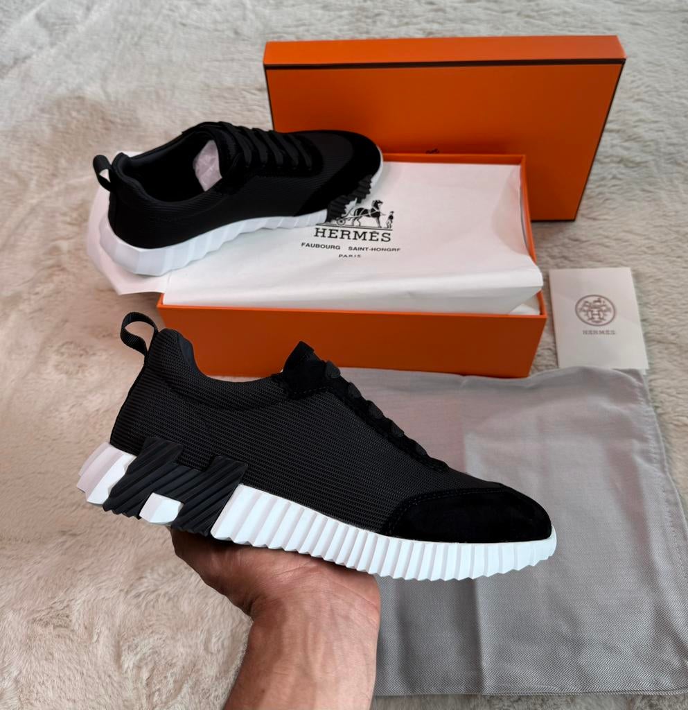 Hermes schoenen, Ophalen of Verzenden, Zo goed als nieuw, Zwart