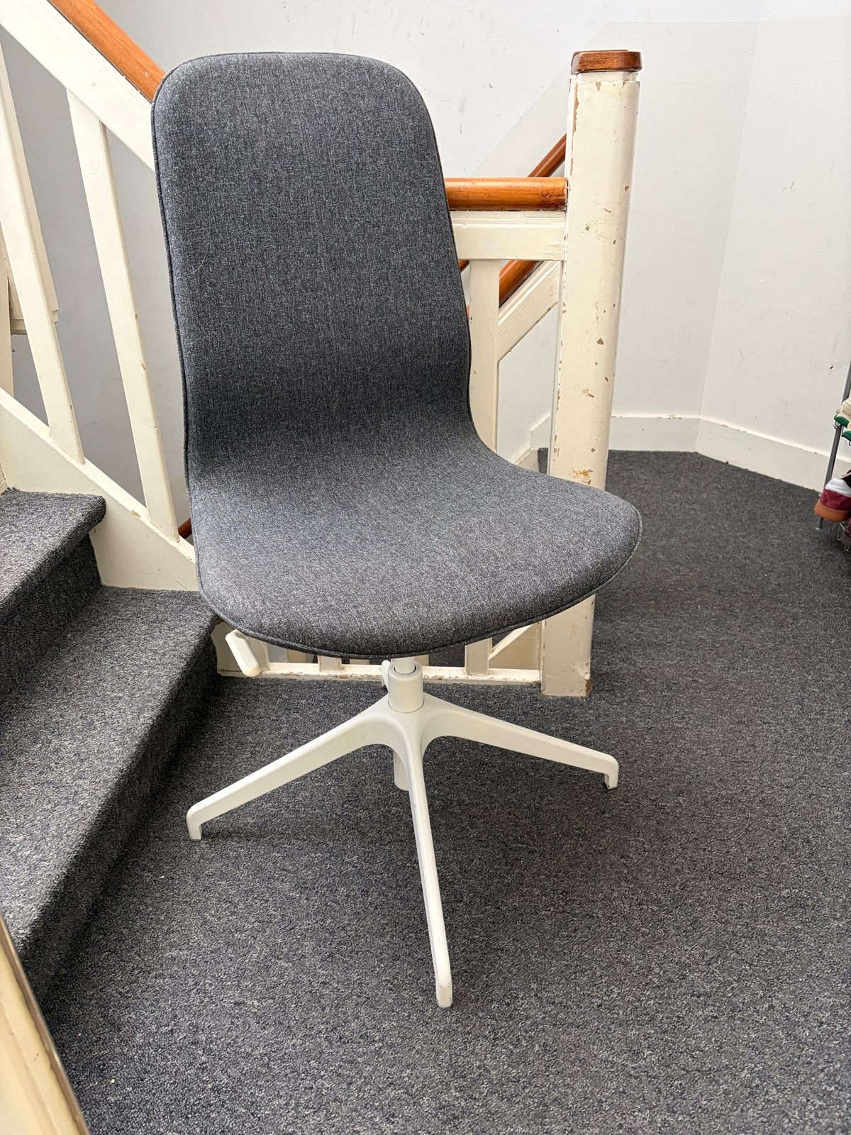 Draaibare bureaustoel IKEA, Huis en Inrichting, Stoelen, Ophalen, Zo goed als nieuw, Eén, Stof