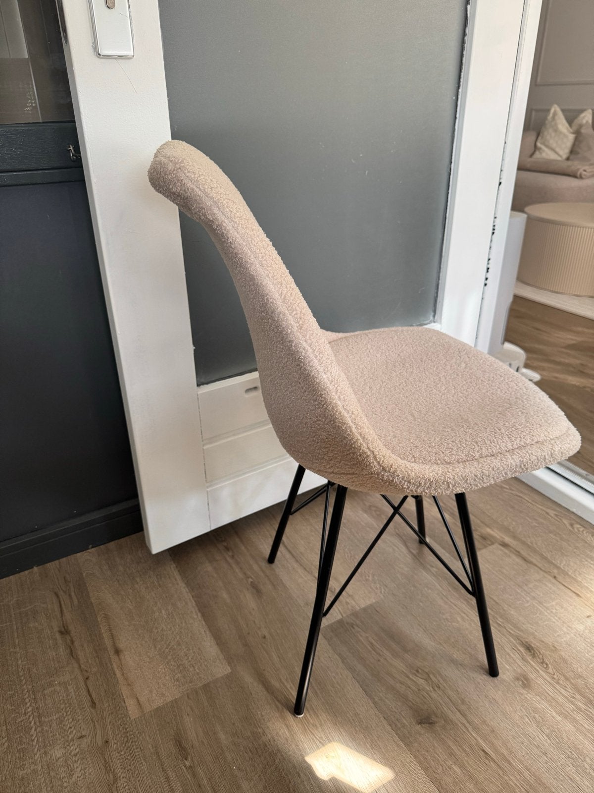 Moderne teddy stoel - perfect voor elke kamer, Huis en Inrichting, Ophalen, Overige kleuren, Zo goed als nieuw, Eén
