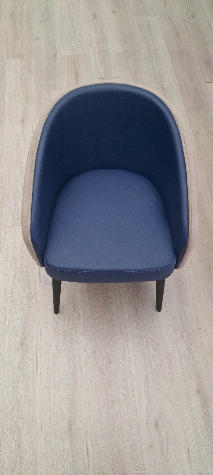 8 stuks stoelen, Huis en Inrichting, Stoelen, Ophalen, Blauw, Zo goed als nieuw, Eén