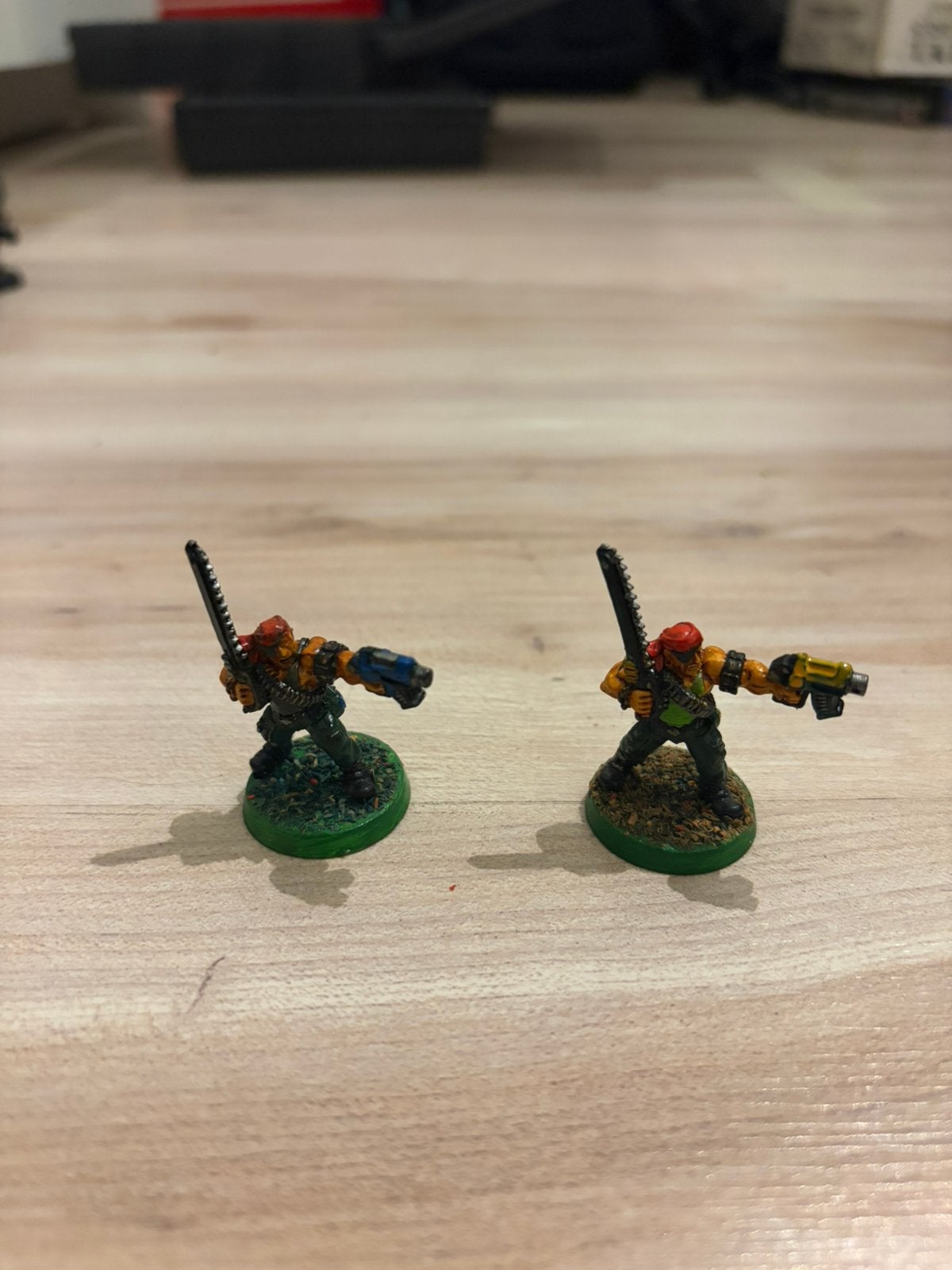 Warhammer 40k astra militarum 2 catachan squad leaders, Figuurtje(s), Ophalen of Verzenden, Geverfd, Warhammer 40000