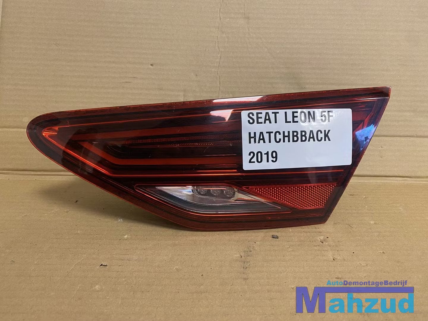 SEAT LEON 5F Hatchback rechts binnen achterlicht 2012-2021, Gebruikt, Autovia A-2, Km 585 585
08760  Martorell, ES, Ophalen of Verzenden