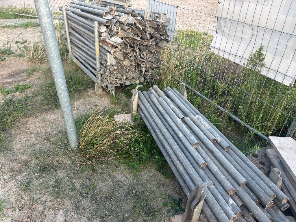 Steiger kortelingen, Doe-het-zelf en Verbouw, Ophalen of Verzenden, Gebruikt, Gevelsteiger, Minder dan 2 meter