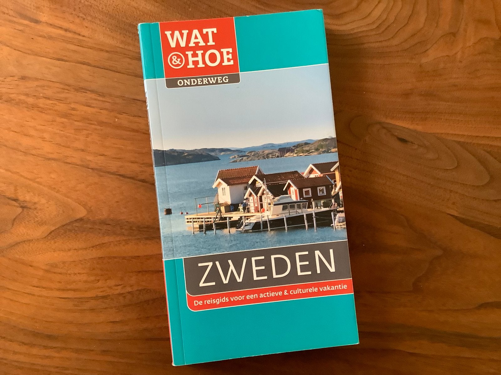 Zweden 208pg NL reisgids Wat&Hoe info kaarten, Ophalen of Verzenden, Zo goed als nieuw, Europa, Reisgids of -boek