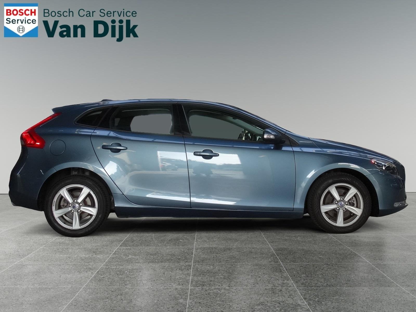 Volvo V40 T3 150pk | Camera | Virtual cockpit | 106.286 km, Auto's, Voorwielaandrijving, Gebruikt, 4 cilinders, 150 pk