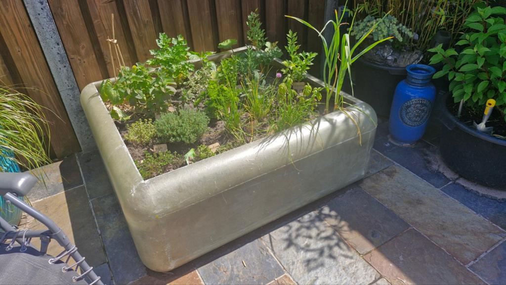 Polyester plantenbak, Tuin en Terras, Bloembakken en Plantenbakken, Ophalen, Kunststof