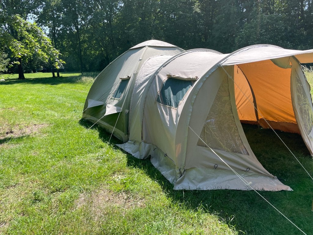 Karsten oppomp tent 3,5 x 3,5 mtr + voortent, Caravans en Kamperen, Ophalen, Gebruikt, Tot en met 6
