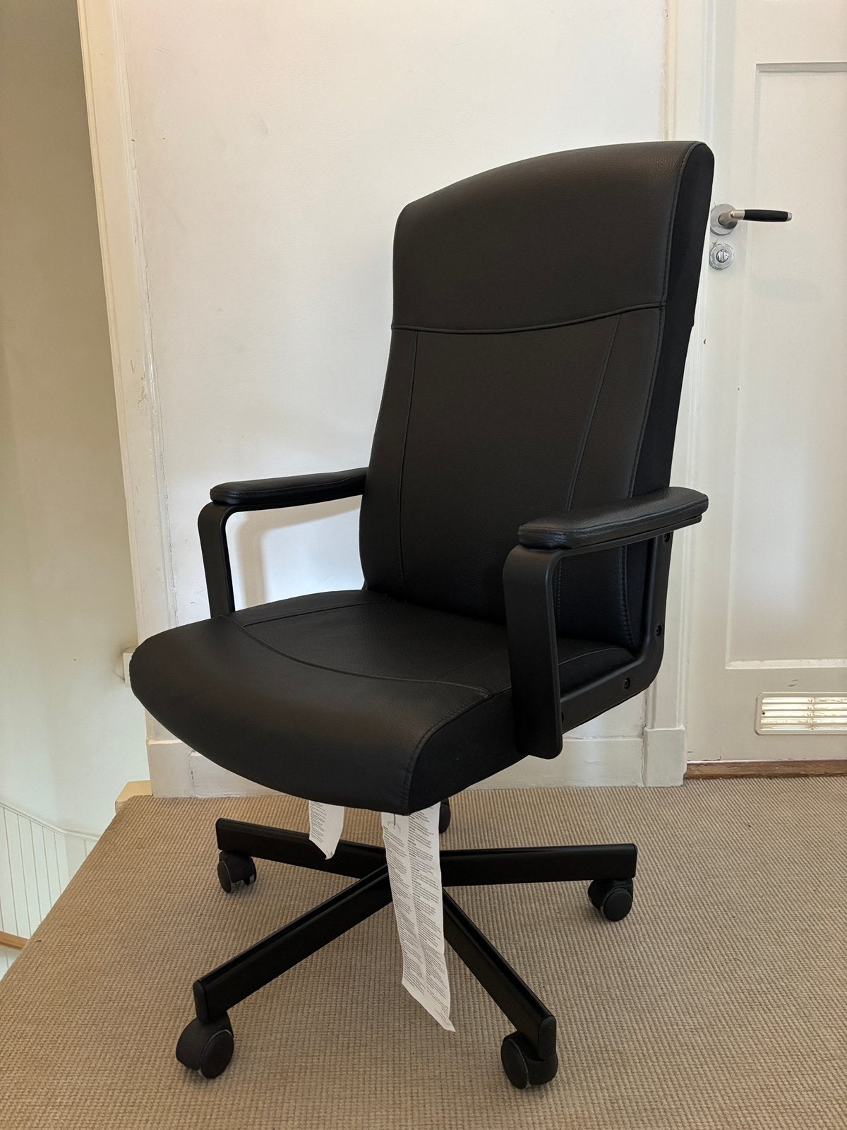 IKEA Office Chair (MILLBERGET), LIKE NEW, Ophalen, Zo goed als nieuw, Zwart