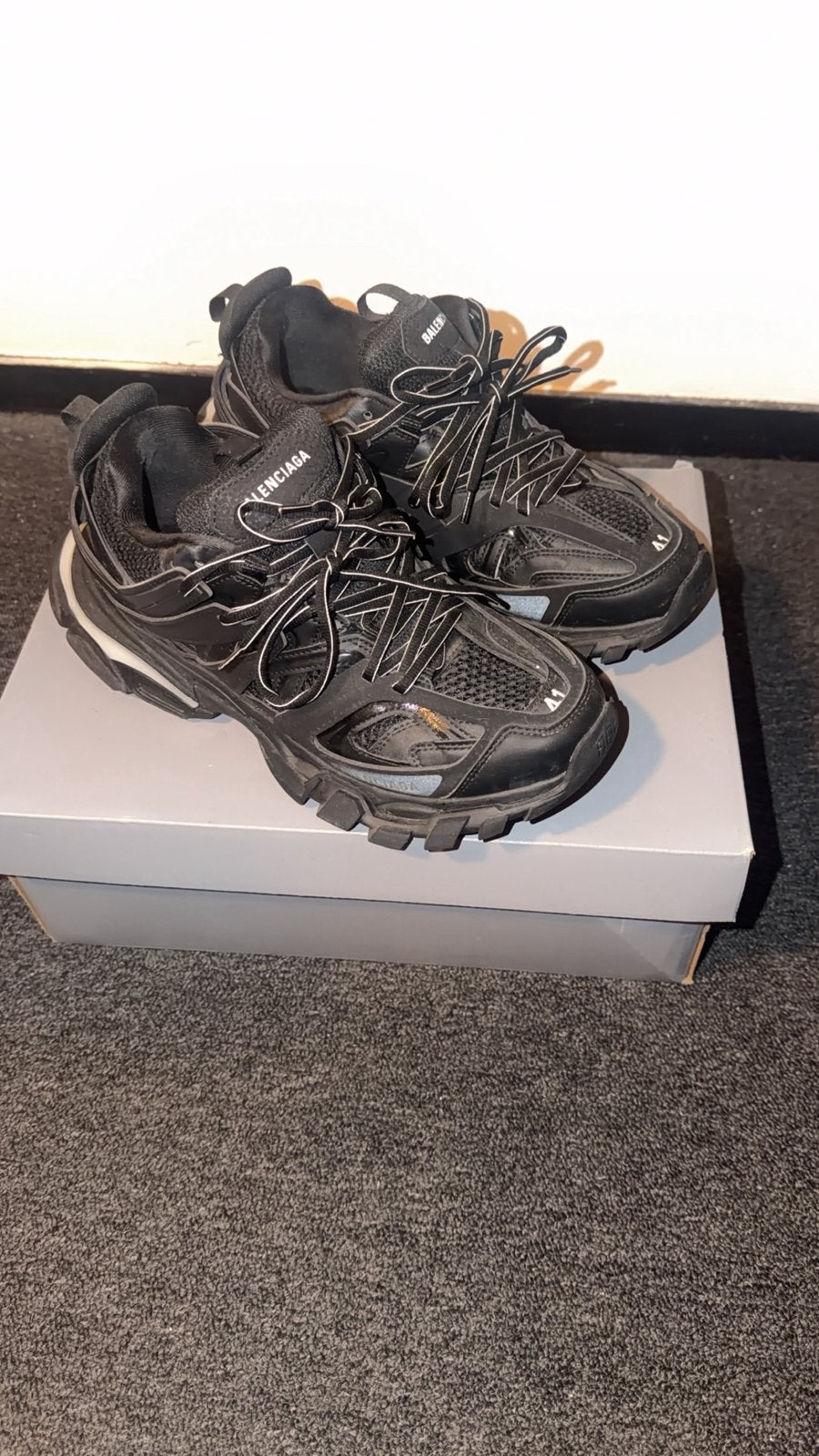 Balenciaga track led, Ophalen of Verzenden, Zo goed als nieuw, Zwart
