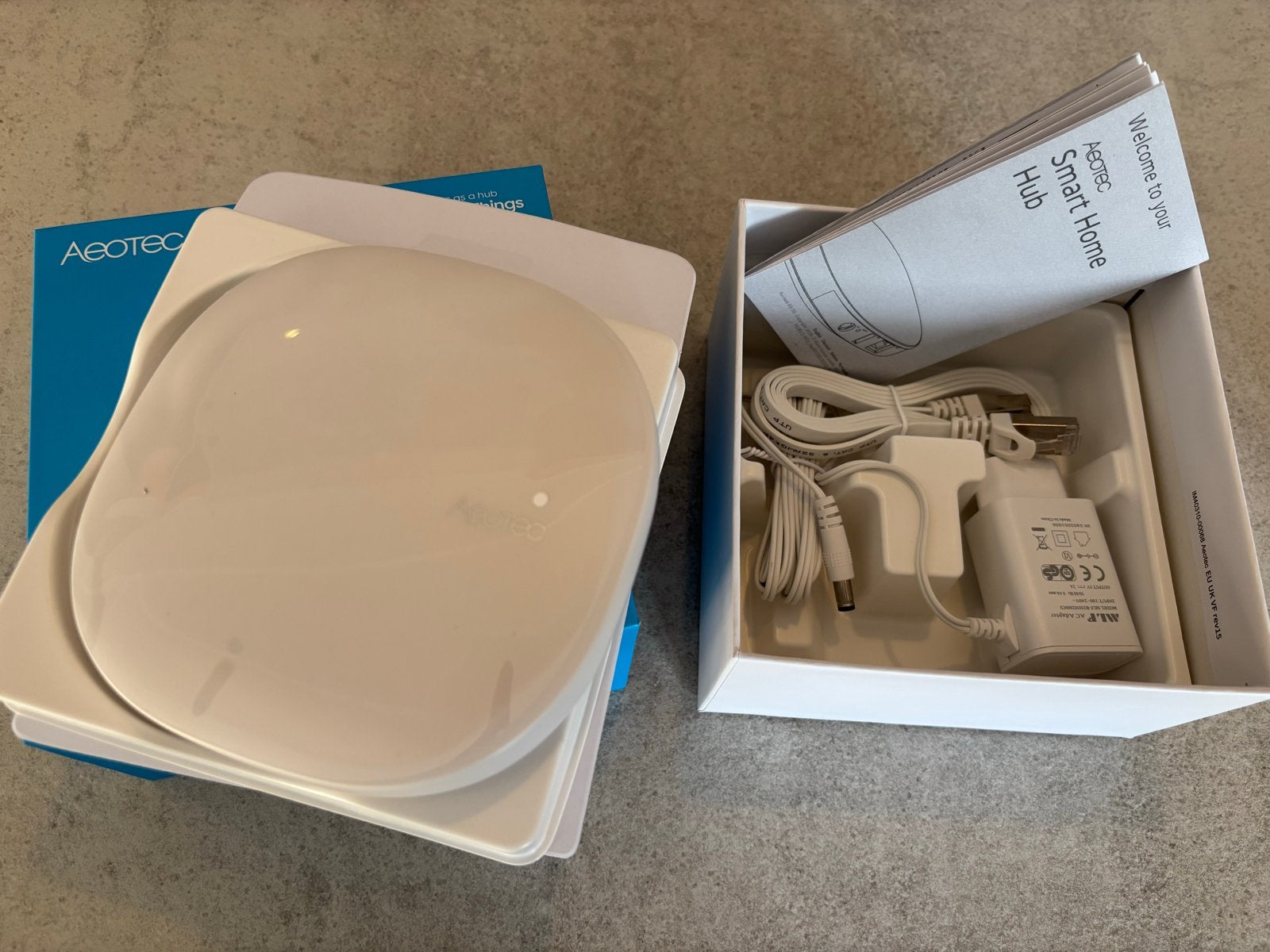 Aeotec Smart Home Hub - Centrale voor slimme apparaten, Ophalen of Verzenden, Zo goed als nieuw