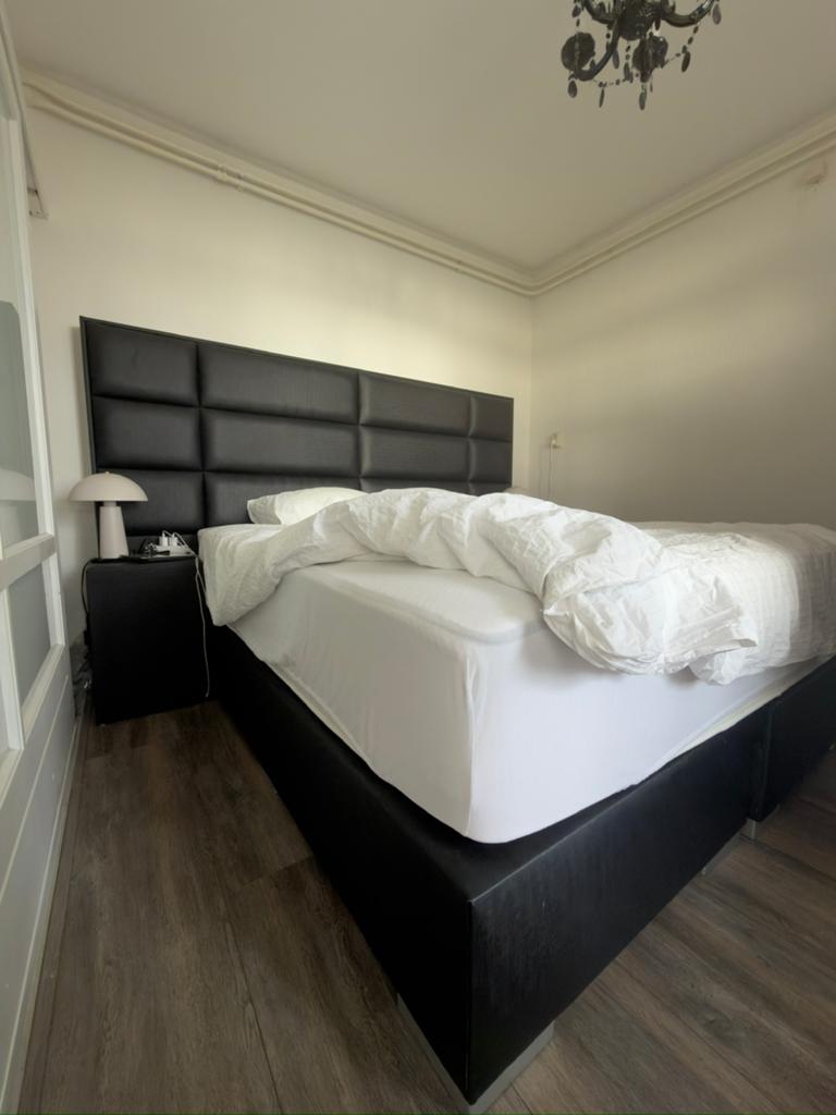 Eric kuster style bed, Zwart, Tweepersoons, Ophalen of Verzenden, Zo goed als nieuw