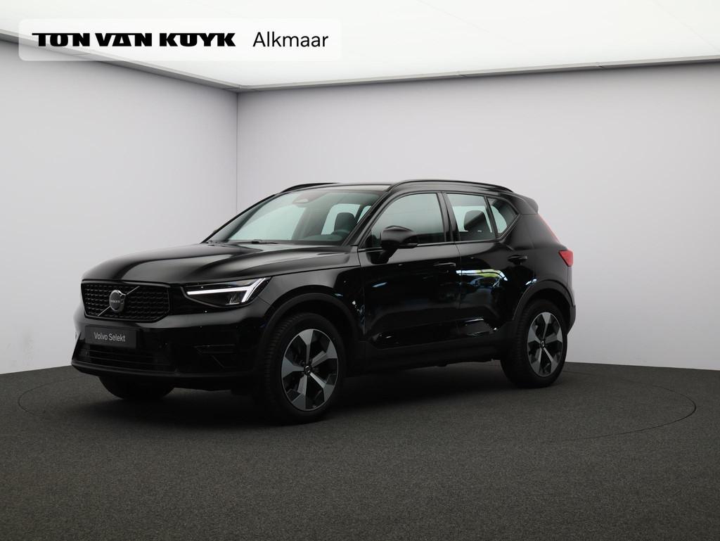 Volvo XC40 2.0 B4 Plus Dark / Trekhaak / Elektr bed. stoelen, Auto's, Volvo, Gebruikt, 4 cilinders, Zwart, Origineel Nederlands