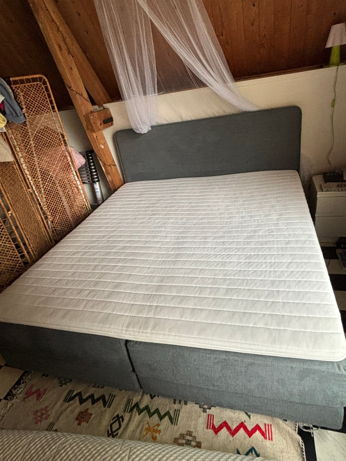 Swiss sense boxspring met ongebruikte topper, Ophalen, Tweepersoons, Zo goed als nieuw, 180 cm