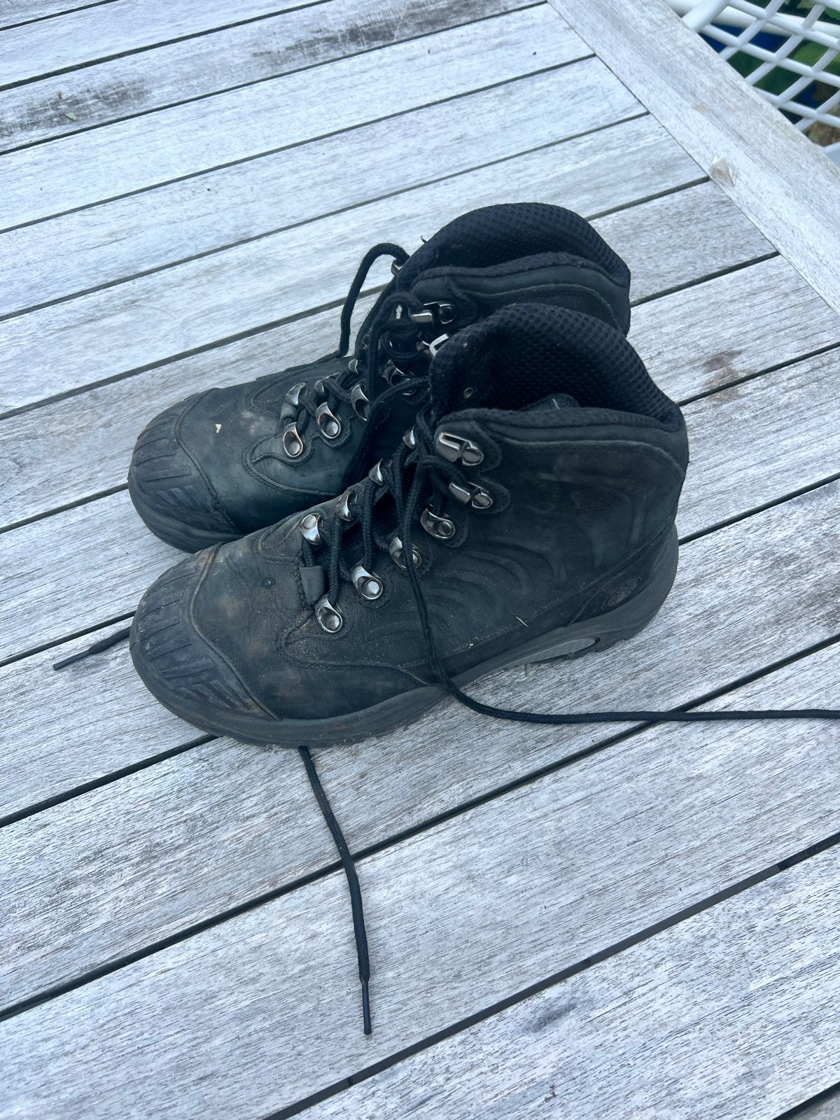 Bata Industrials werkschoenen met stalen neuzen, maat 38, Ophalen, Gebruikt
