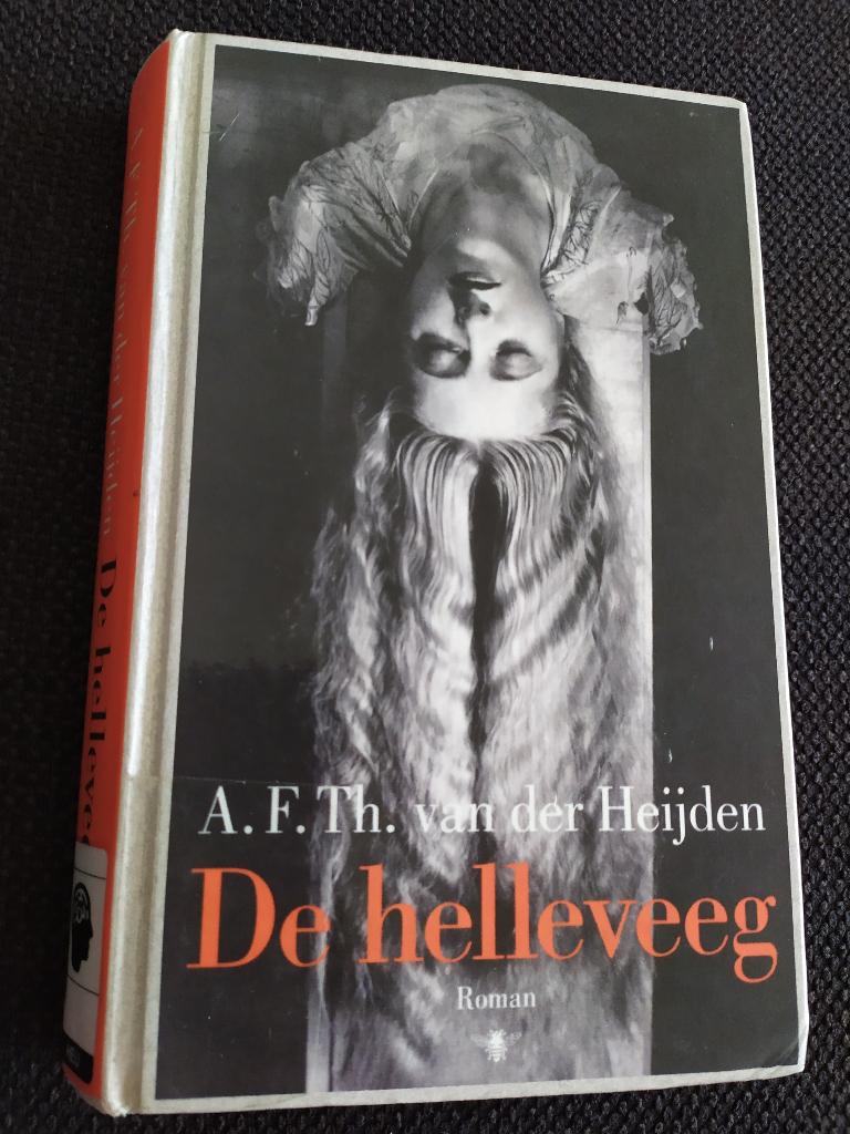 A. F. Th. van der Heijden, De Helleveeg, Ophalen of Verzenden, Gelezen