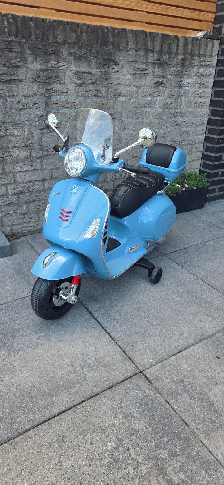 Elektrische kinder Vespa scooter - nette staat, Kinderen en Baby's, Ophalen, Gebruikt, Overige typen