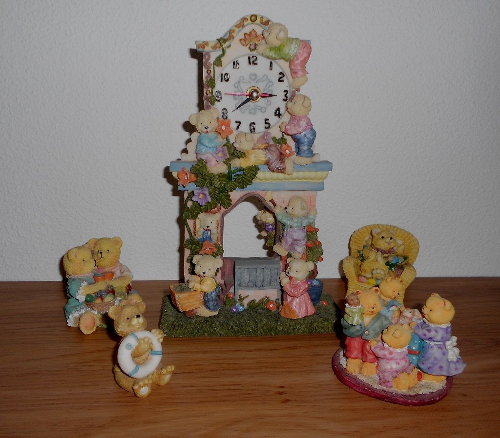 Tafelklok / schouwklok van de Teddybeer familie Vintage ., Vintage, Werkt op batterijen, Ophalen of Verzenden, Tafelklok