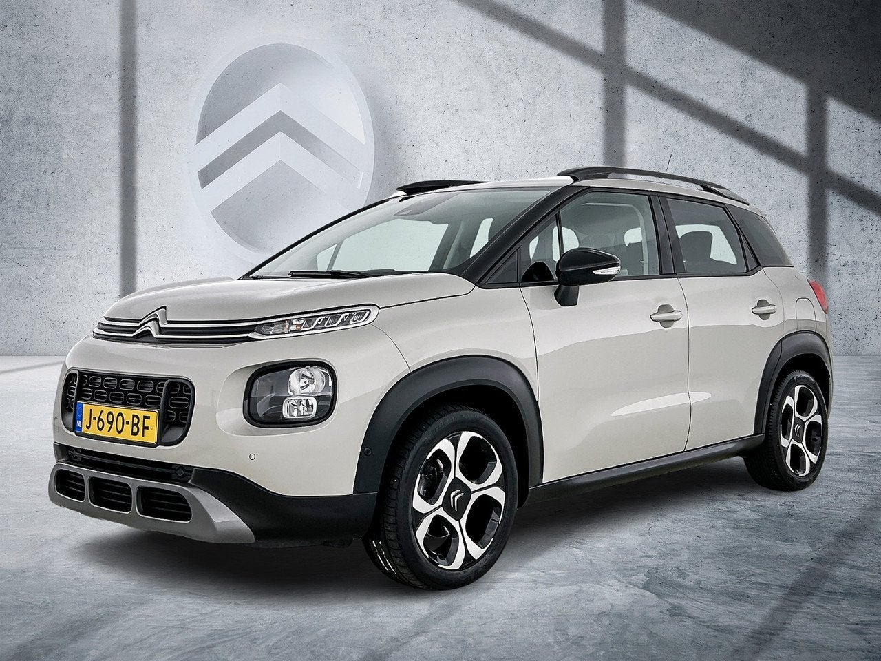 Citroën C3 Aircross 110 PK S&S Shine | Rijklaar | Keyless |, 21 km/l, Gebruikt, 1199 cc, Bedrijf