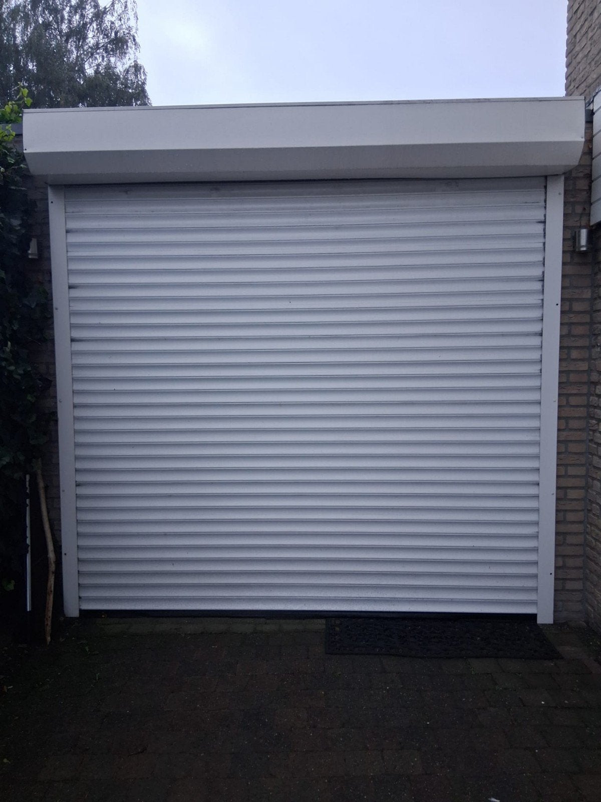 elektrisch rolluik met afstandbediening 2.80mtr, Doe-het-zelf en Verbouw, Ophalen, Gebruikt, 200 cm of meer, Wit