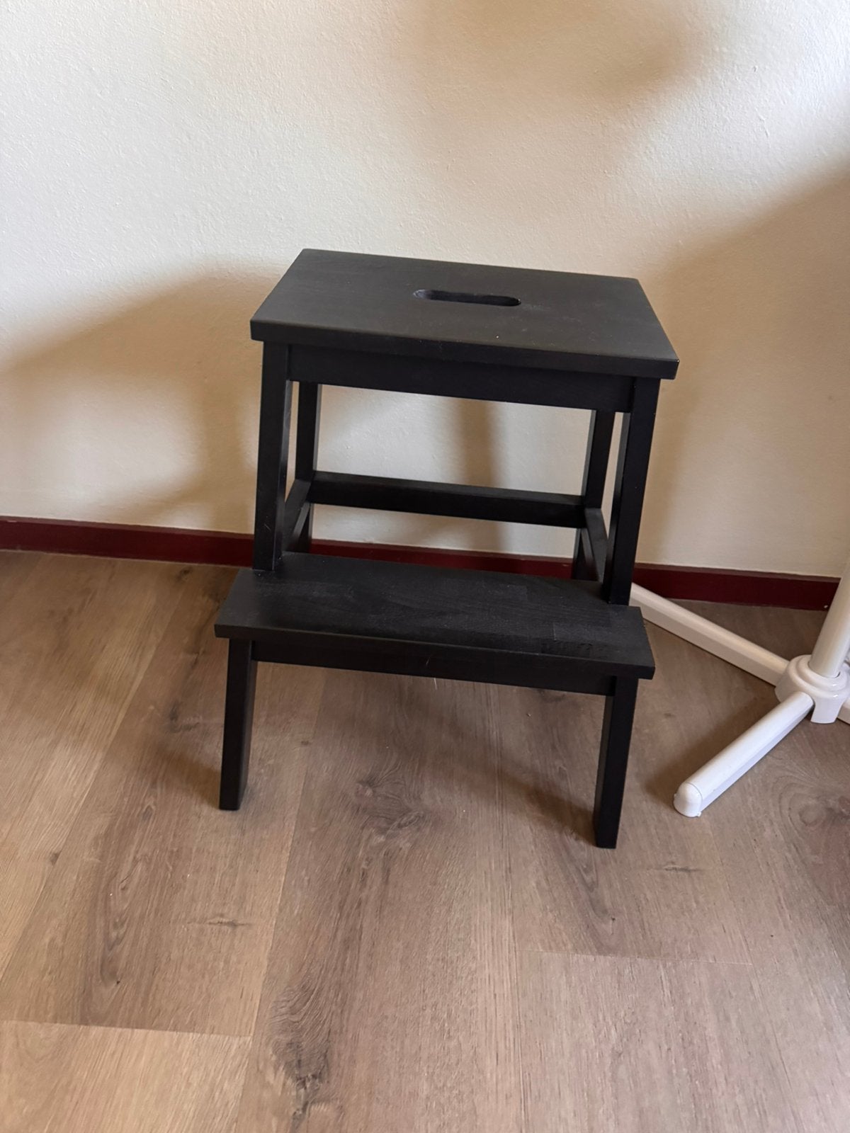 Trapje Ikea, Ophalen, Zo goed als nieuw, Hout