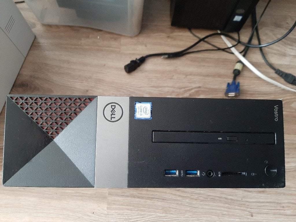 Kleine Dell Vostro mini desktop intel i3 8gb Windows 11, Ophalen, Zo goed als nieuw
