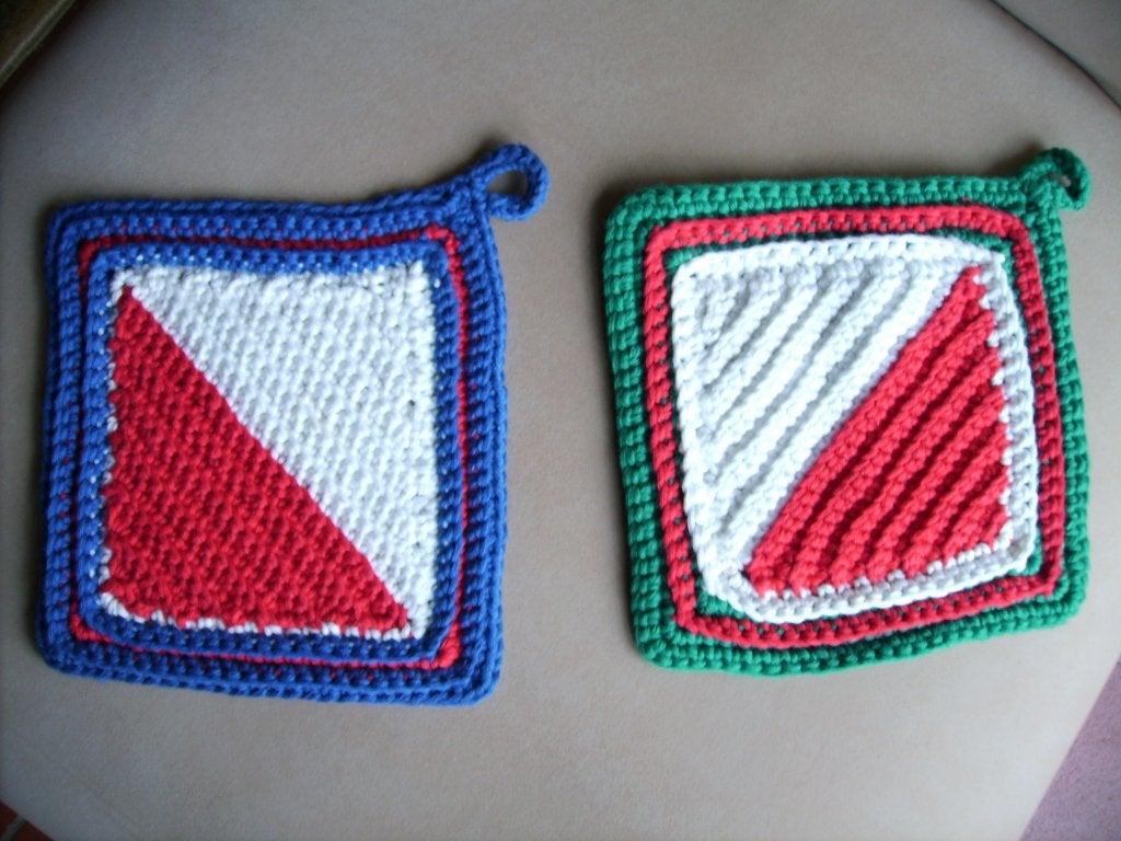 2 pannelappen , gehaakt retro, Handgemaakt, Pannenlap of onderzetter, Katoen, Nieuw