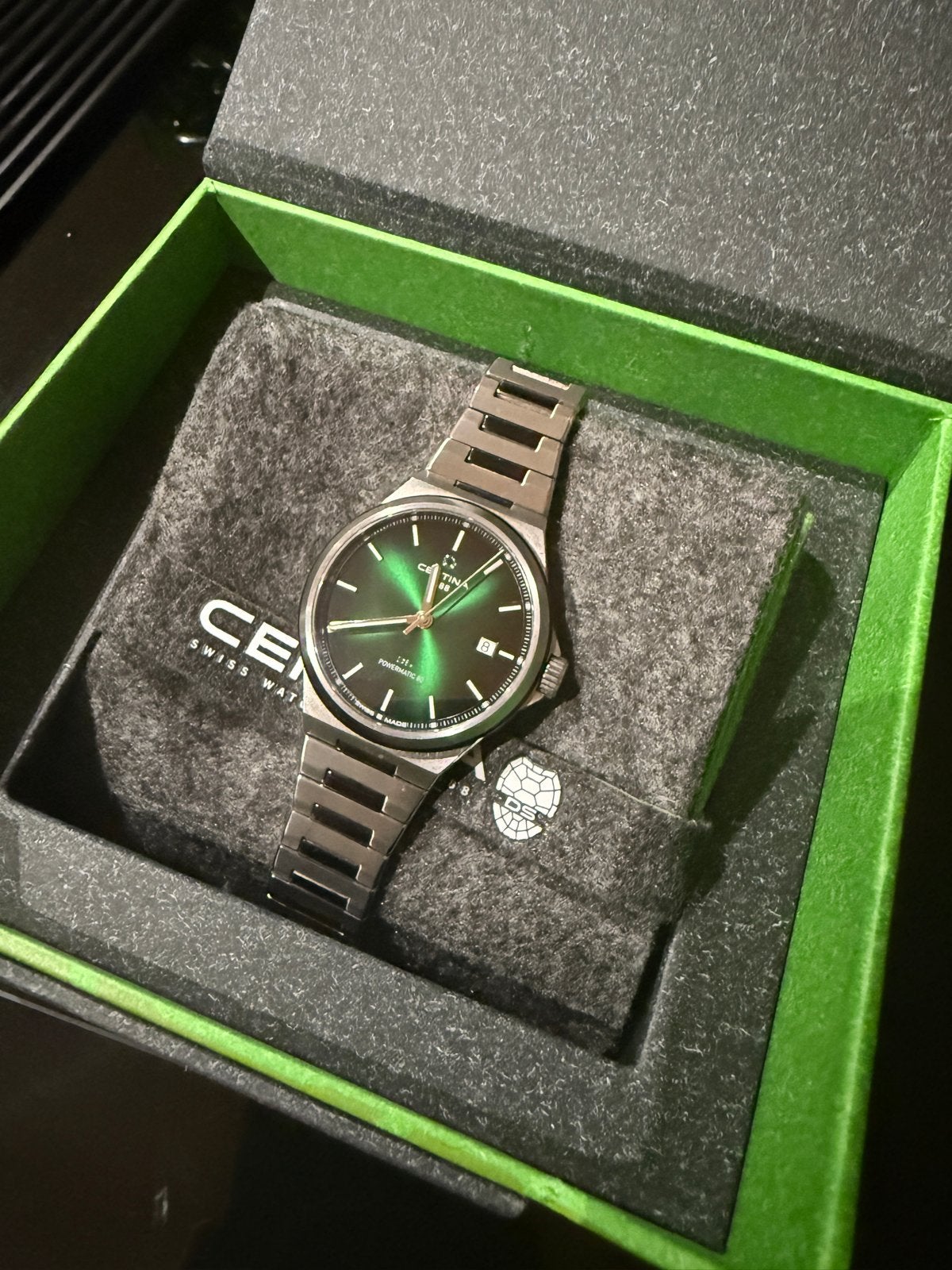 Certina DS Powermatic 80 Groen Horloge | Vaste prijs, Sieraden, Tassen en Uiterlijk, Horloges | Heren, Overige merken, Staal, Polshorloge